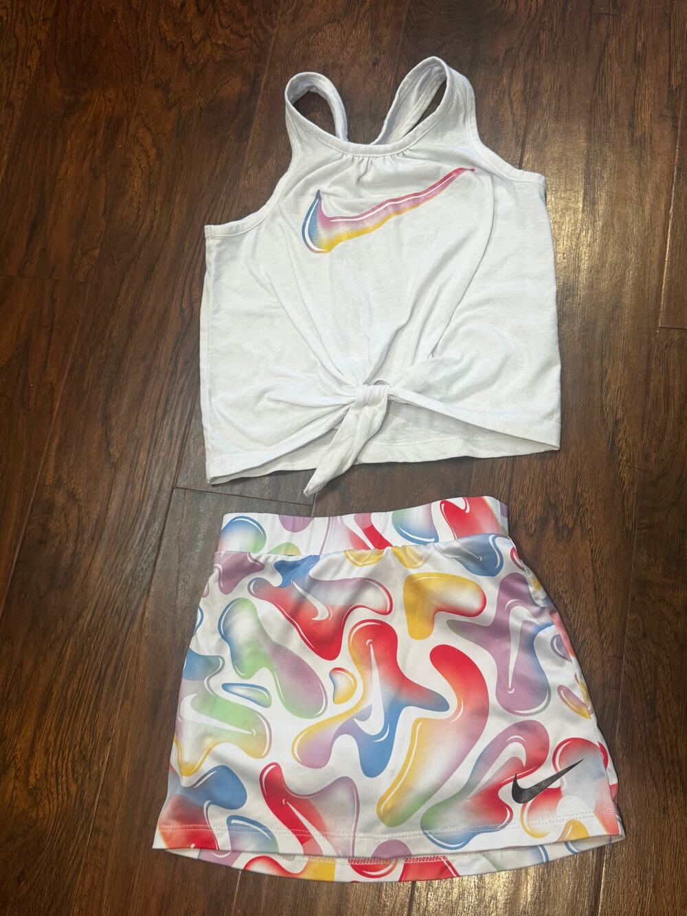 Girls Nike Rainbow Color Splash Skort Skirt Tank Top 2 Piece Set Sz 4 XS Swoosh